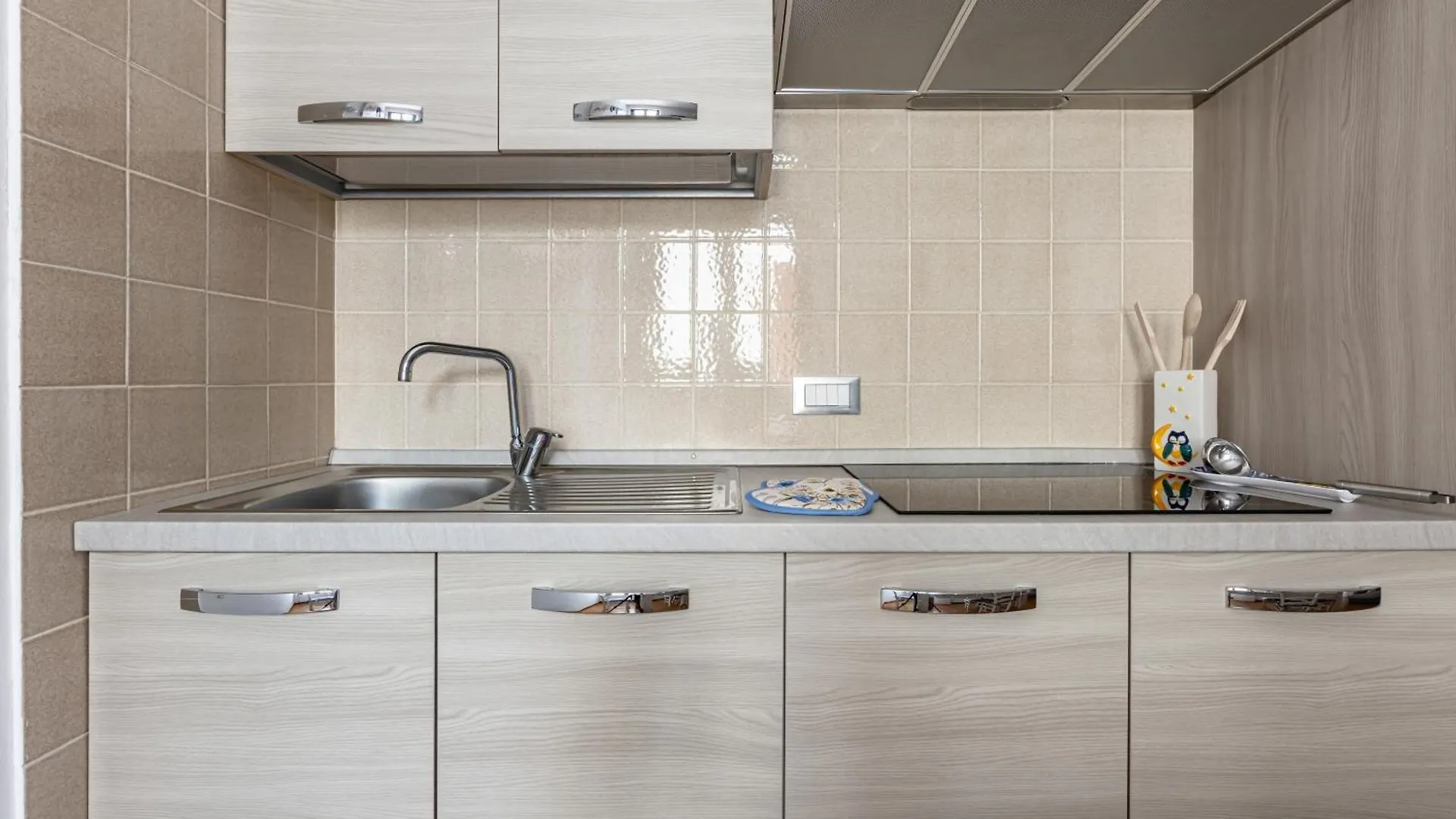 Calasetta-Nice Apartment Near Sottotorre Beach!